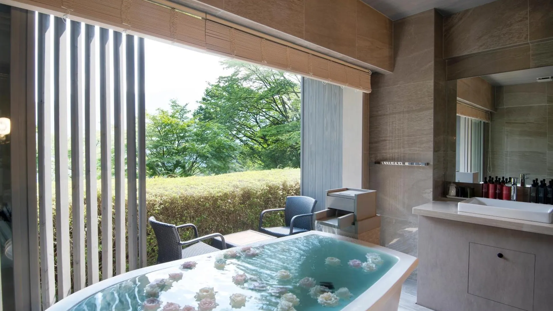 Hakone Elecasa Hotel And Spa
